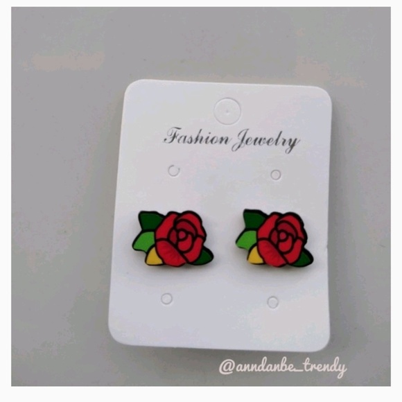 Trendy Rose Stud Earrings 1cm*0.5cm women Girl - Picture 5 of 6